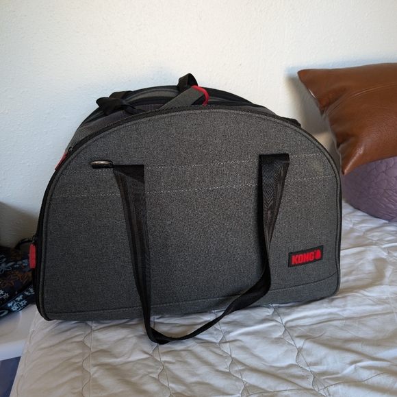 Kong Dog Carrier TSA Approved - Picture 2 of 7